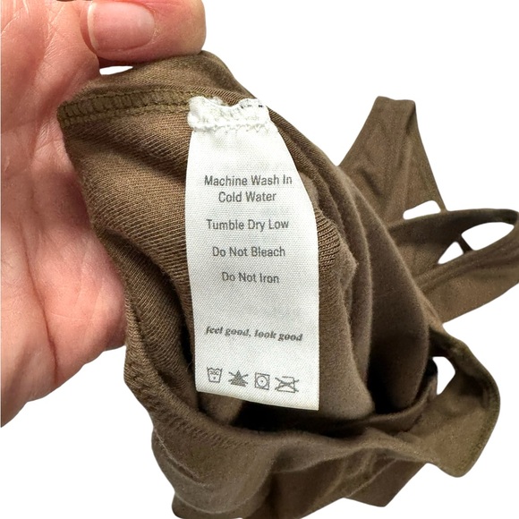 Richer Poorer | Women's Soft Stretch Modal V-Neck Bodysuit in Woodgrain Small - Picture 7 of 10